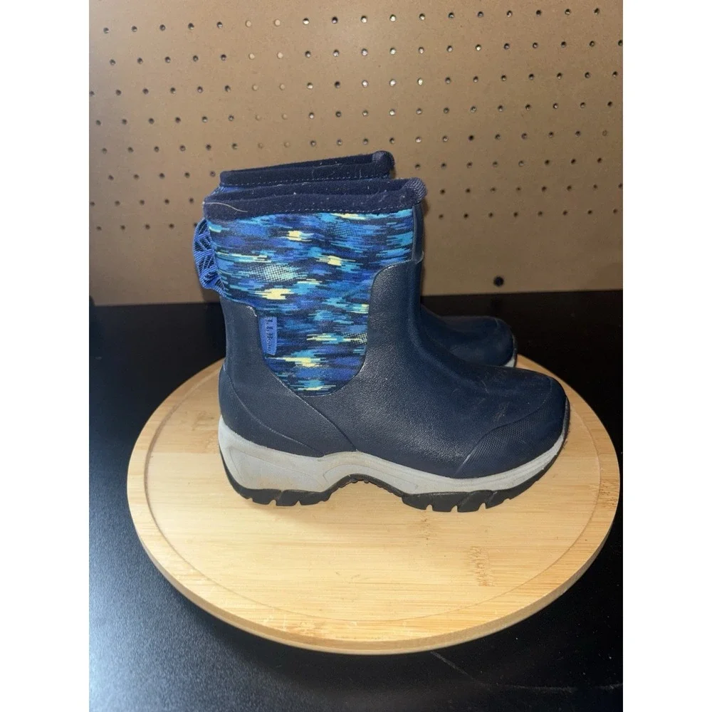 L.L.Bean‎ Kids All Season Wellie Kids Shoes Navy Digi Camo